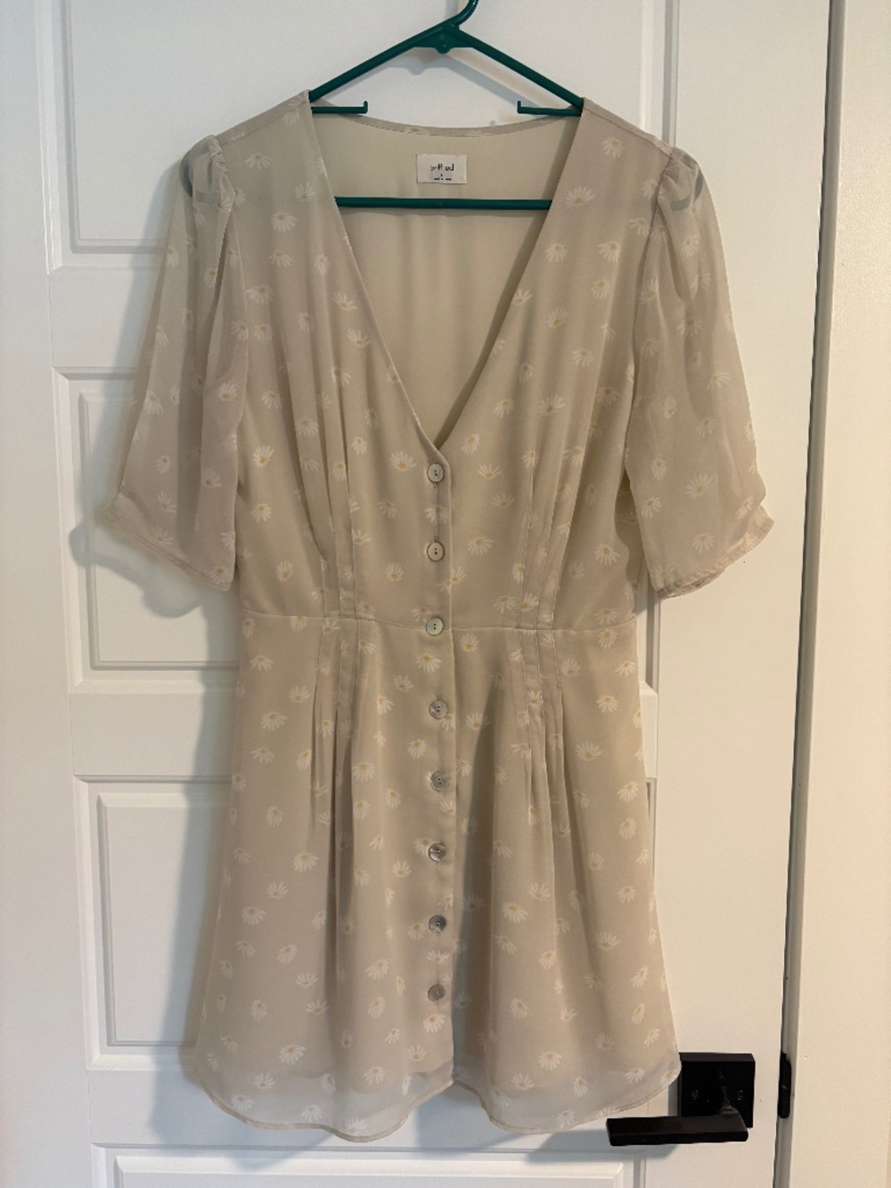 Aritzia Wilfred Light Grey Daisy Mini Dress